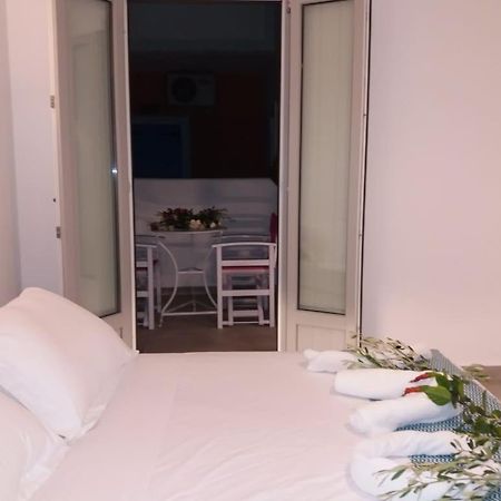 Fira Tranquil Rooms المظهر الخارجي الصورة